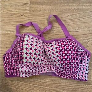 VICTORIA’S SECRET Sport Bra 34DD